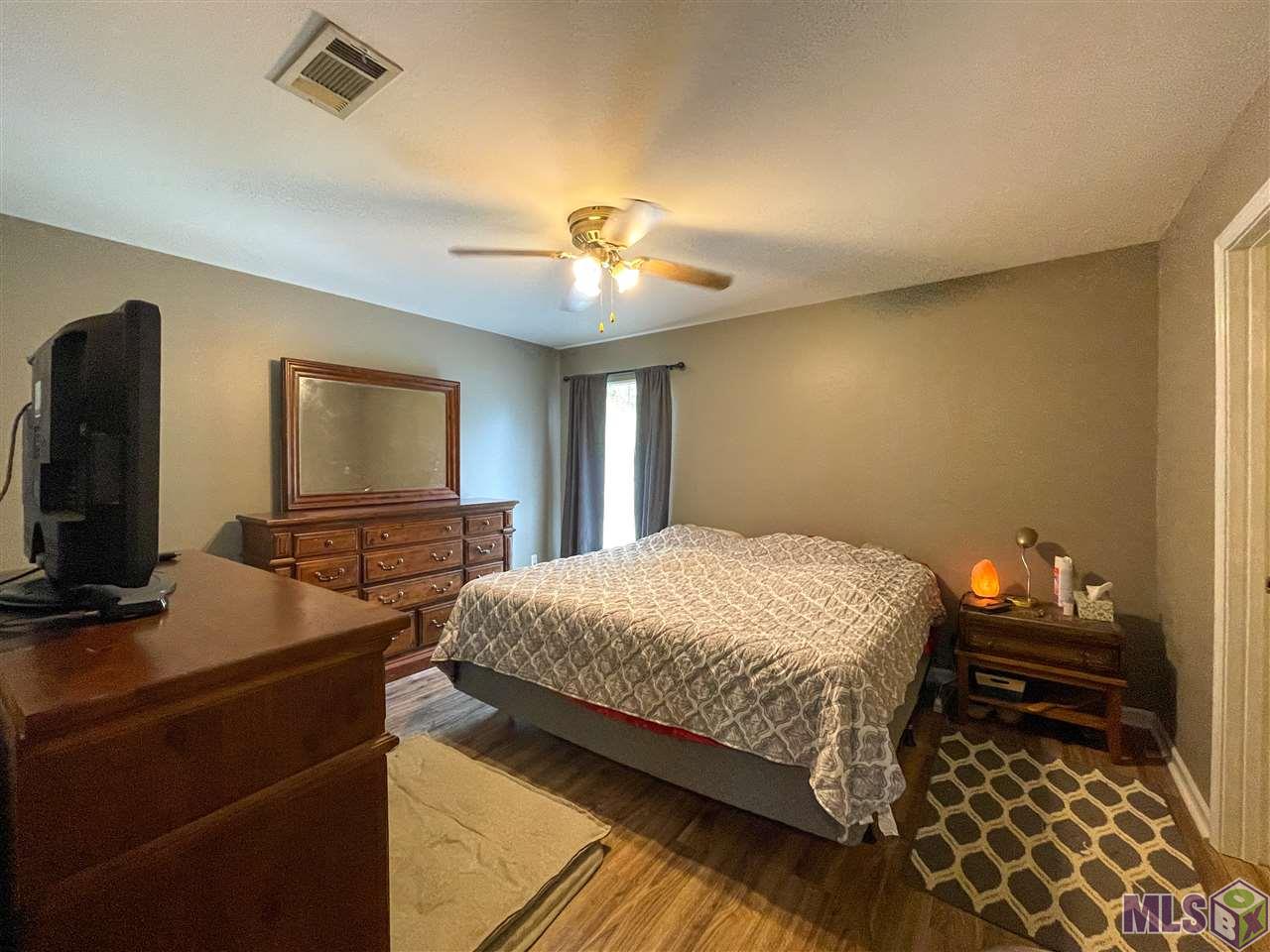 10926 Crossover Road Denham Springs, LA 70726 - Photo 5 of 9