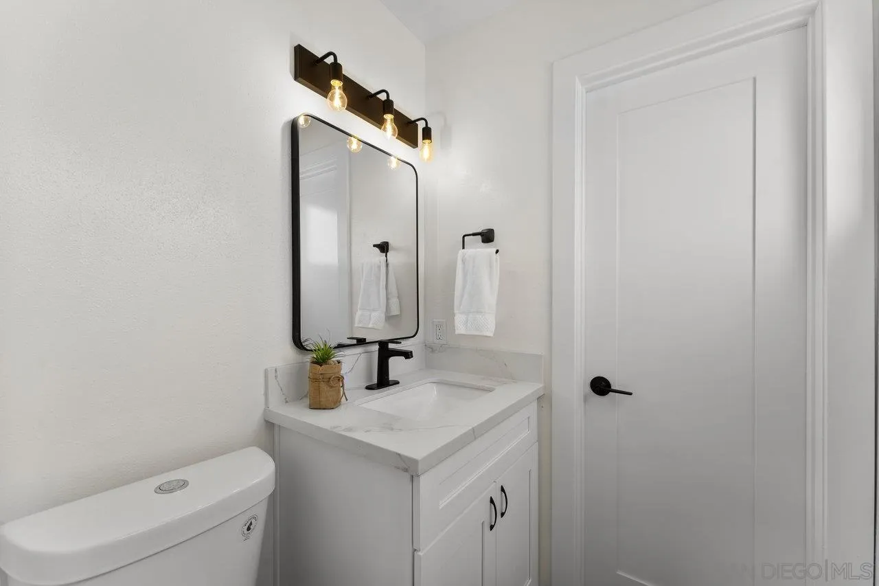 1215 Purdy Street Spring Valley, CA 91977 - Photo 17 of 21 Gallery Image 17