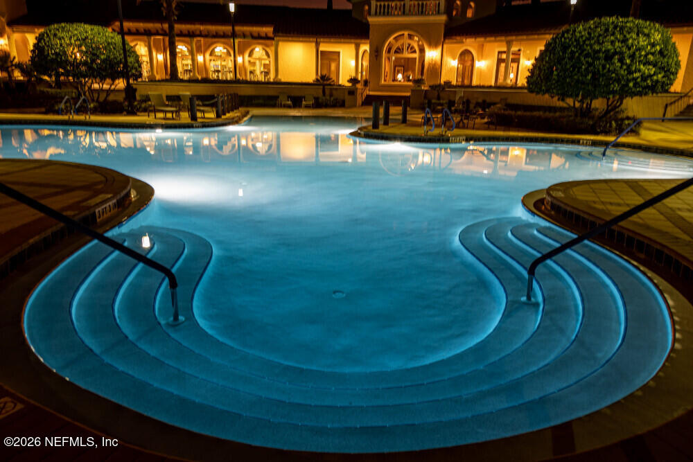 8757 Little Swift Circle, Unit 22F Jacksonville, FL 32256 - Photo 44 of 46 a view of a swimming pool