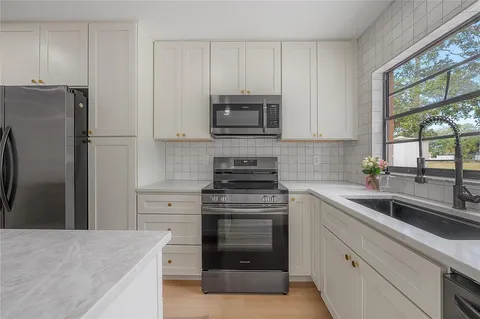 $340,000 | 4709 Glenaire Court, Tampa, FL 33624