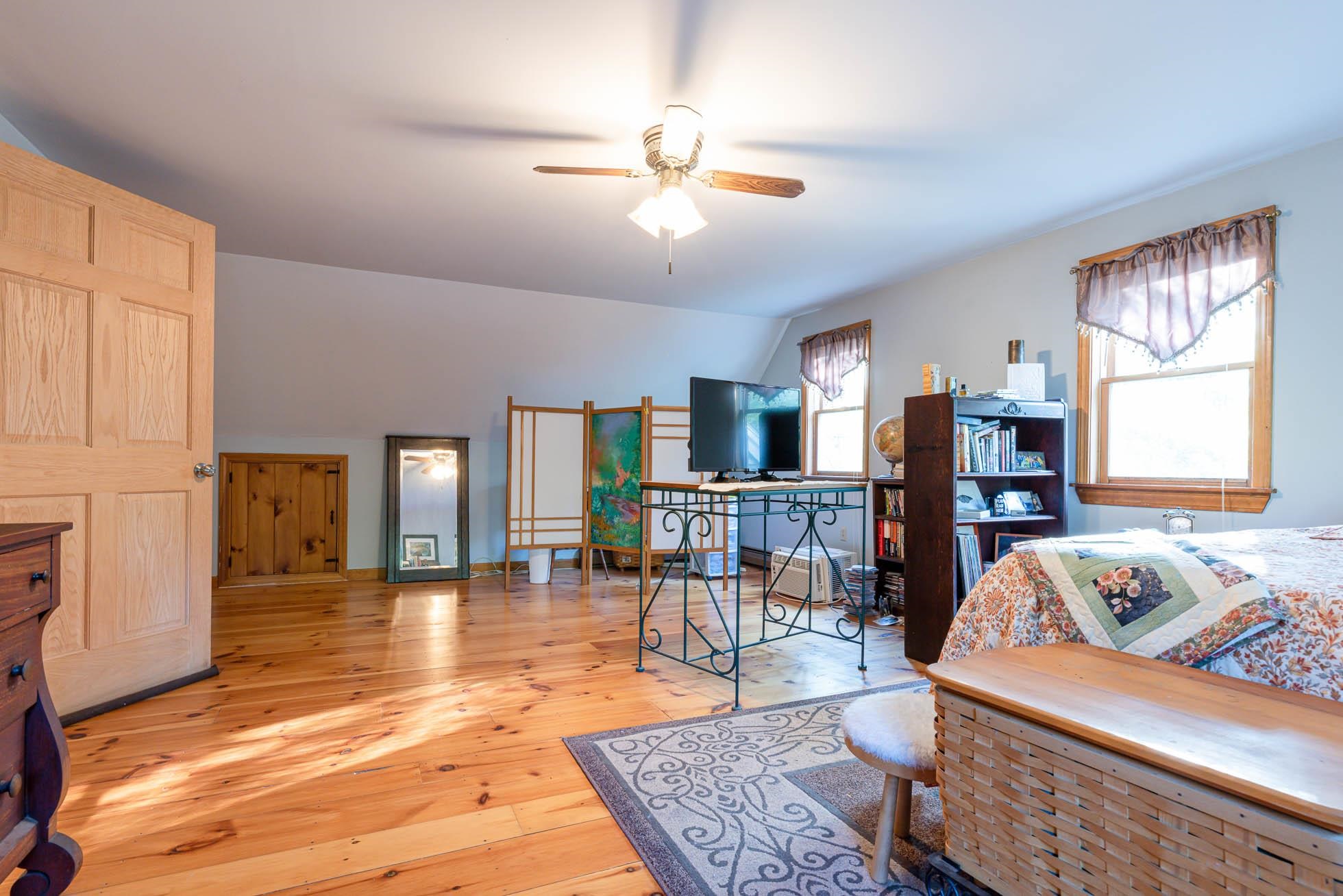 639 W Road Temple, NH 03084 - Photo 18 of 29
