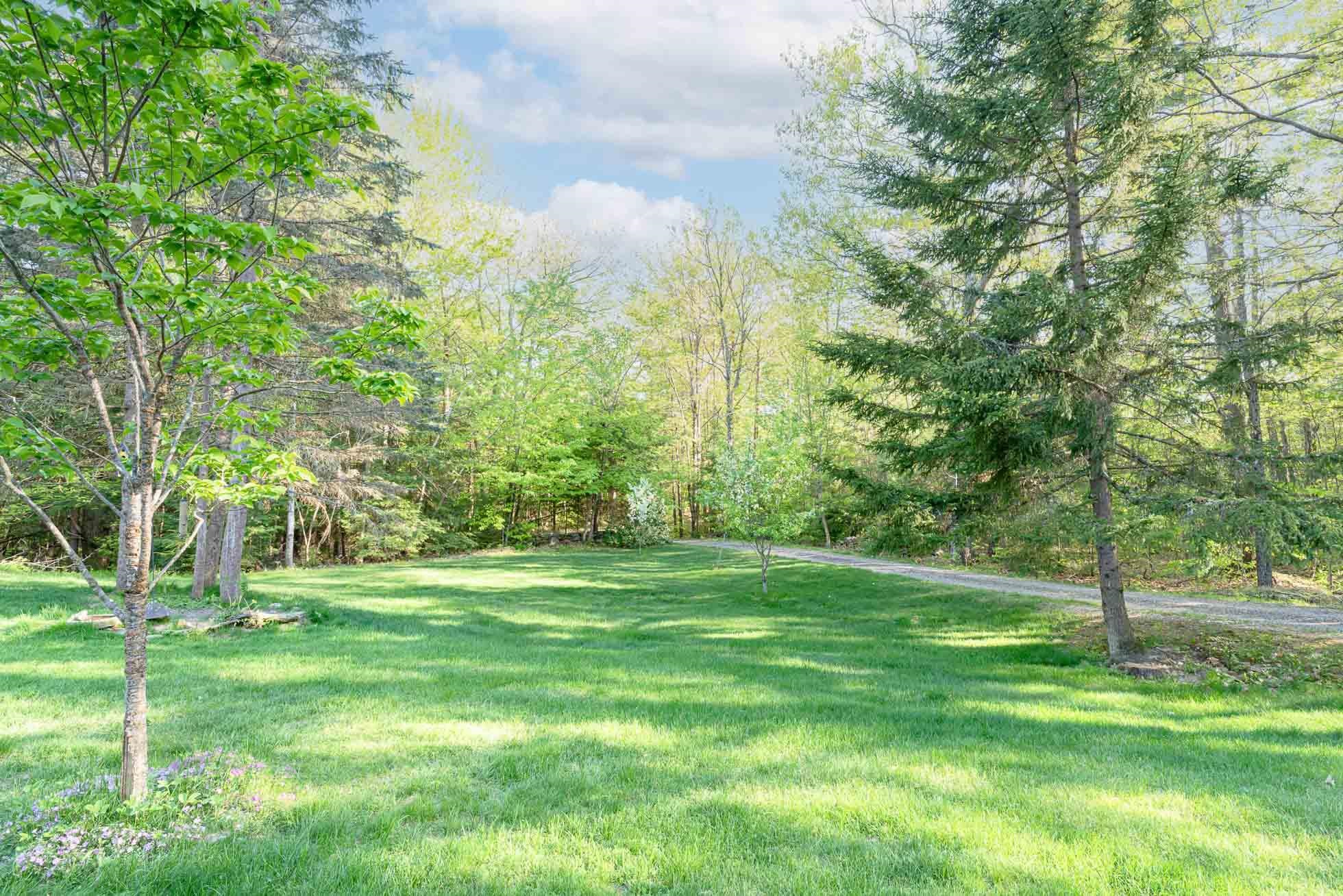 639 W Road Temple, NH 03084 - Photo 27 of 29