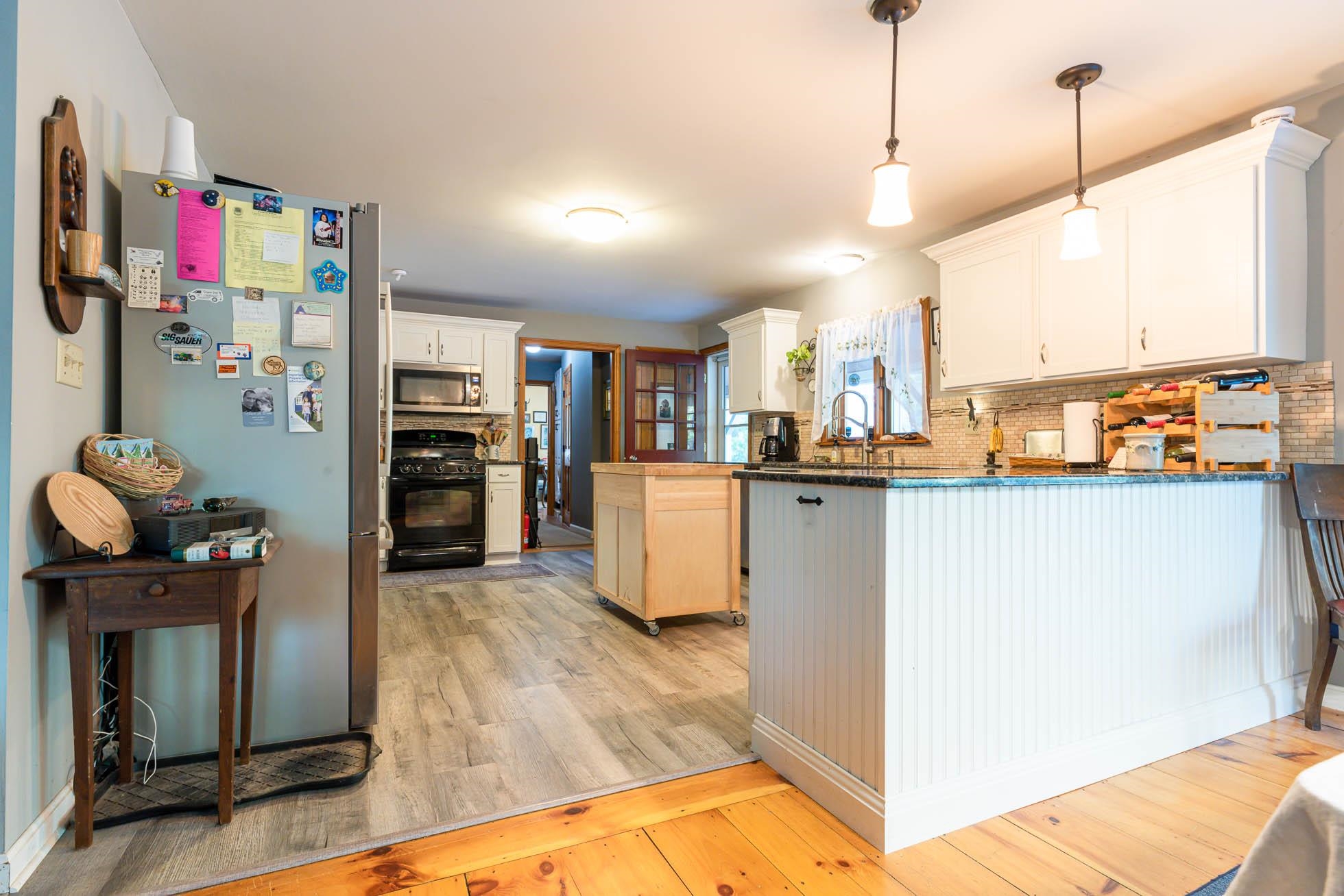 639 W Road Temple, NH 03084 - Photo 6 of 29