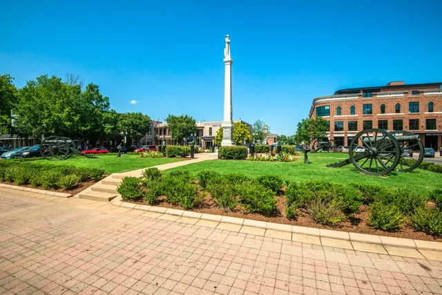 $3,800 | 501 South Margin Street, Franklin, TN 37064