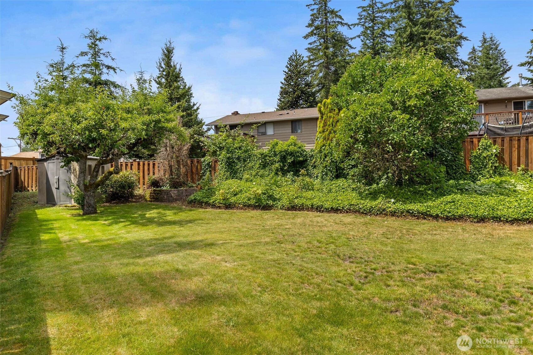 2507 Vashon Court Northeast Renton, WA 98059 - Photo 35 of 40