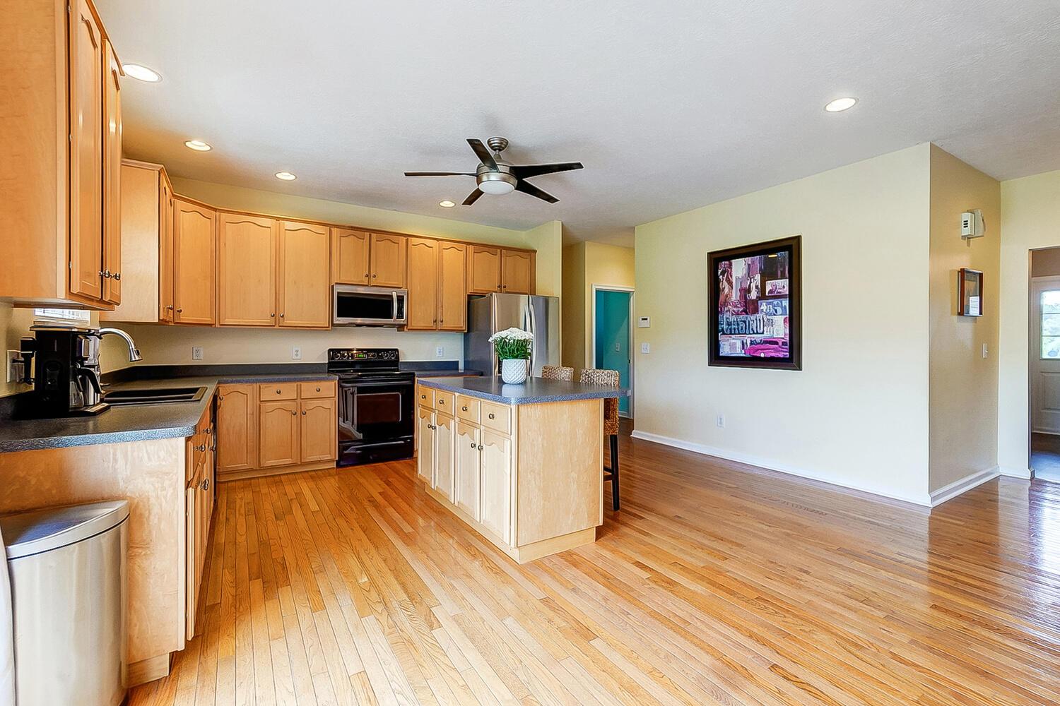 1340 Val Wilson Road London, OH 43140 - Photo 15 of 59 50039336-015_web