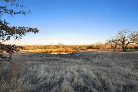 $250,000 | 800 County Road 3519, Bridgeport, TX 76426