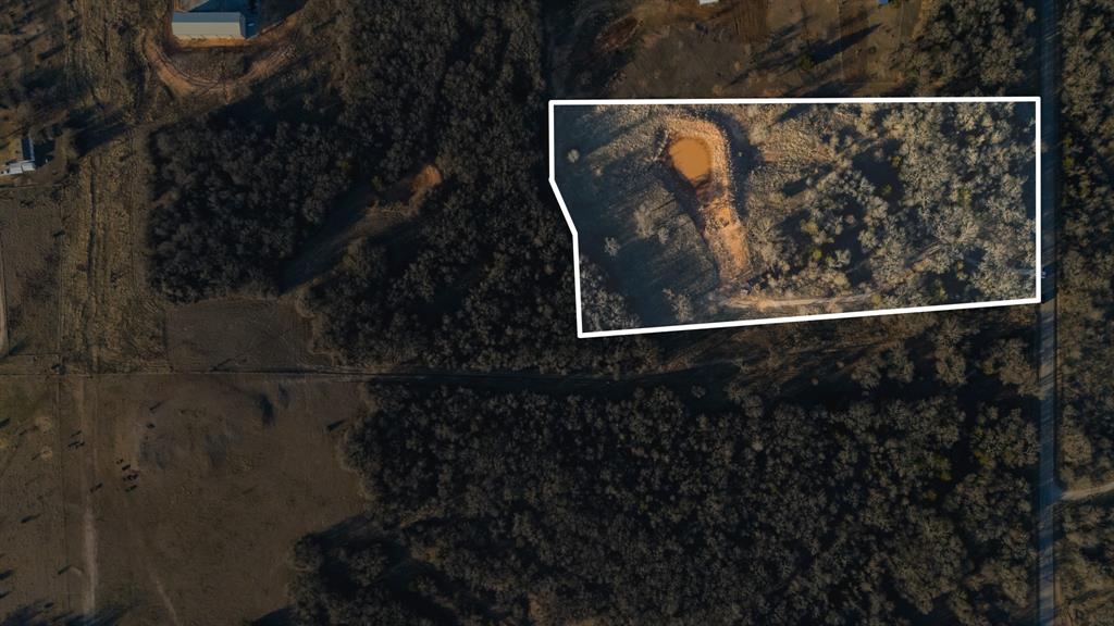 800 County Road 3519 Bridgeport, TX 76426 - Photo 8 of 9 a close view of a bathroom