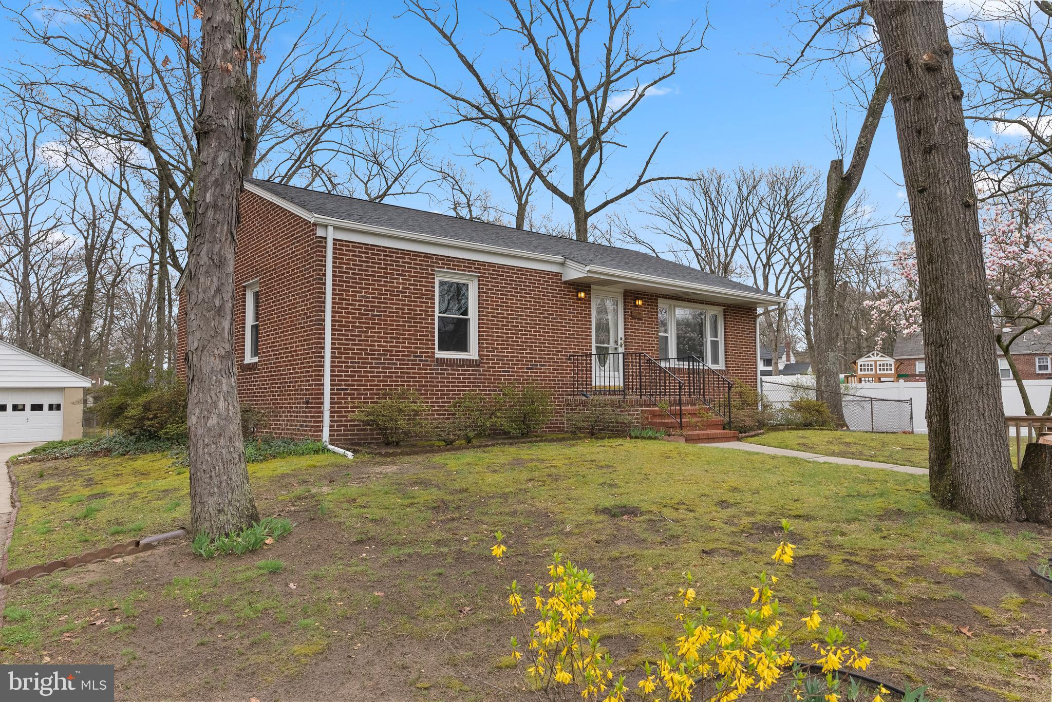 1155 South Fairview Street Delran, NJ 08075 - Photo 5 of 24 a view of a yard with a house and a large tree