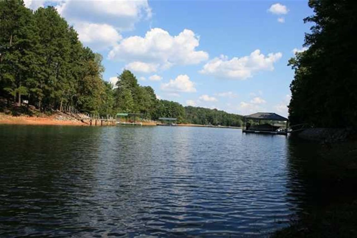 10 Hidden Harbor Seneca, SC 29678 - Photo 1 of 25 Gallery Image 1