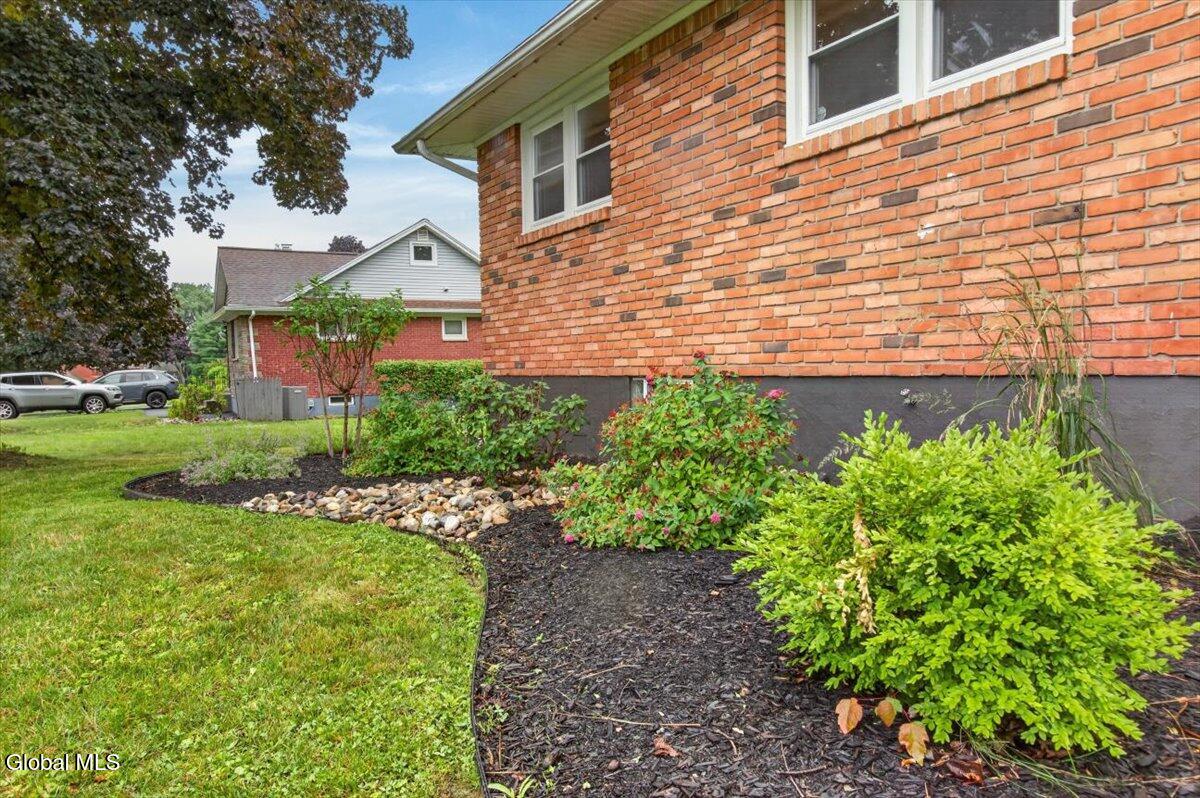 3966 Consaul Road Niskayuna, NY 12304 - Photo 55 of 56 17-018_IMG_4607