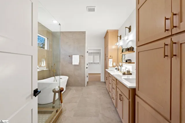 $989,000 | 123 Bree Drive, Anderson, SC 29621