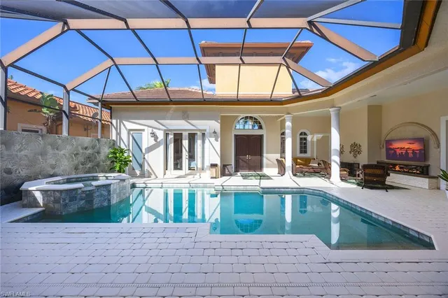 $1,689,000 | 8894 Shenendoah Circle, Naples, FL 34113