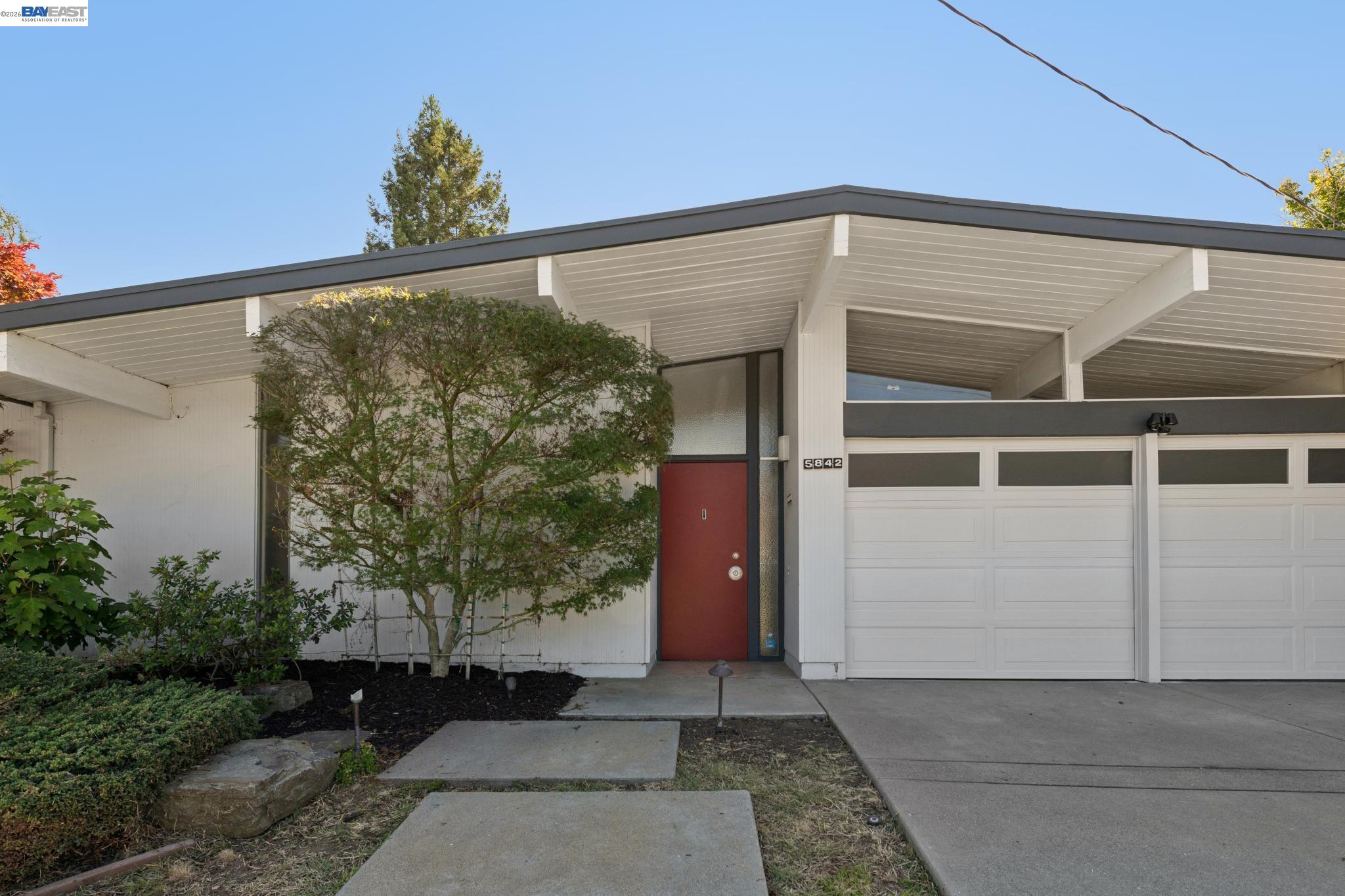 5842 Highwood Road Castro Valley, CA 94552 - Photo 2 of 13