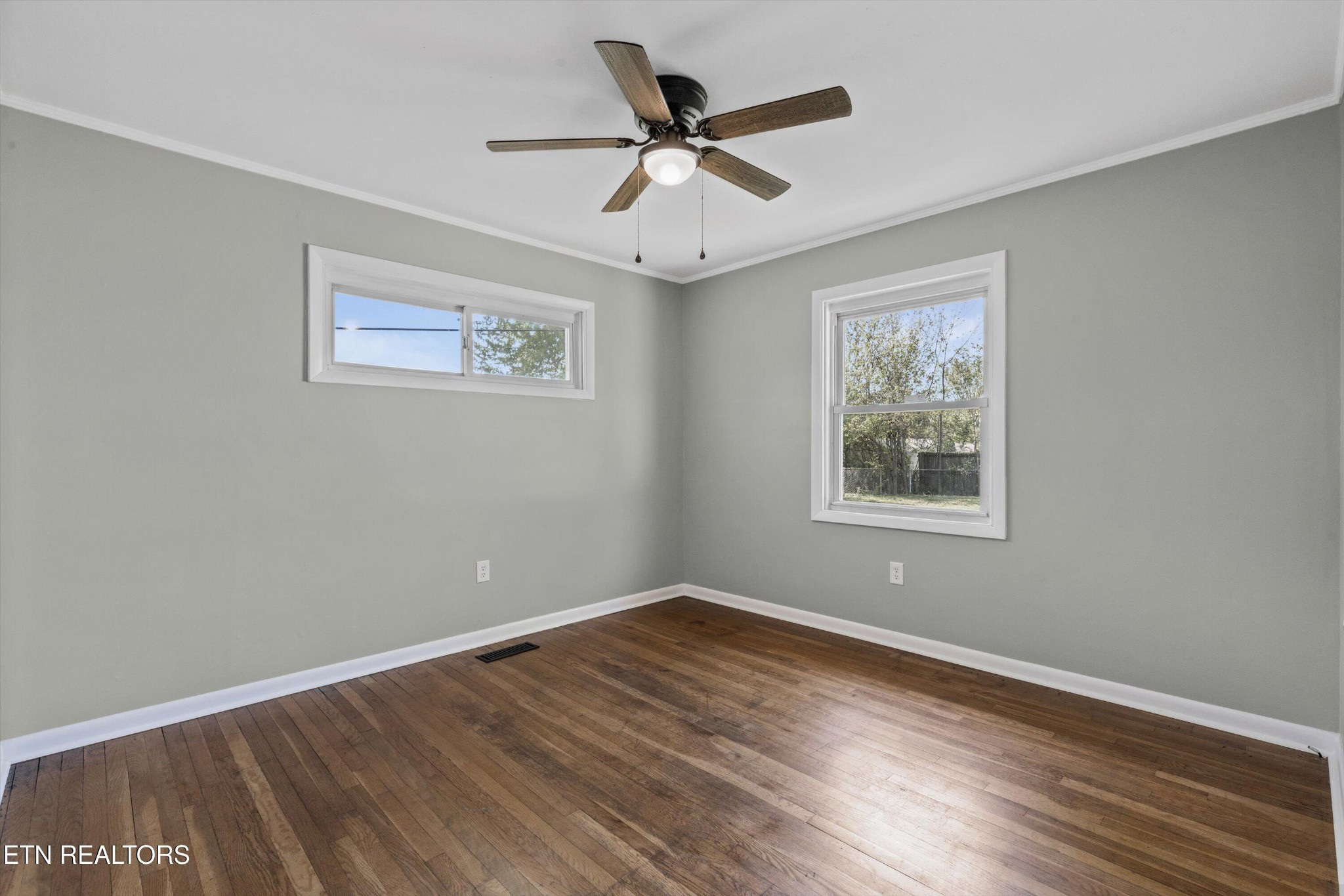 4300 Strolling Road Northwest Knoxville, TN 37912 - Photo 17 of 26 Gallery Image 17