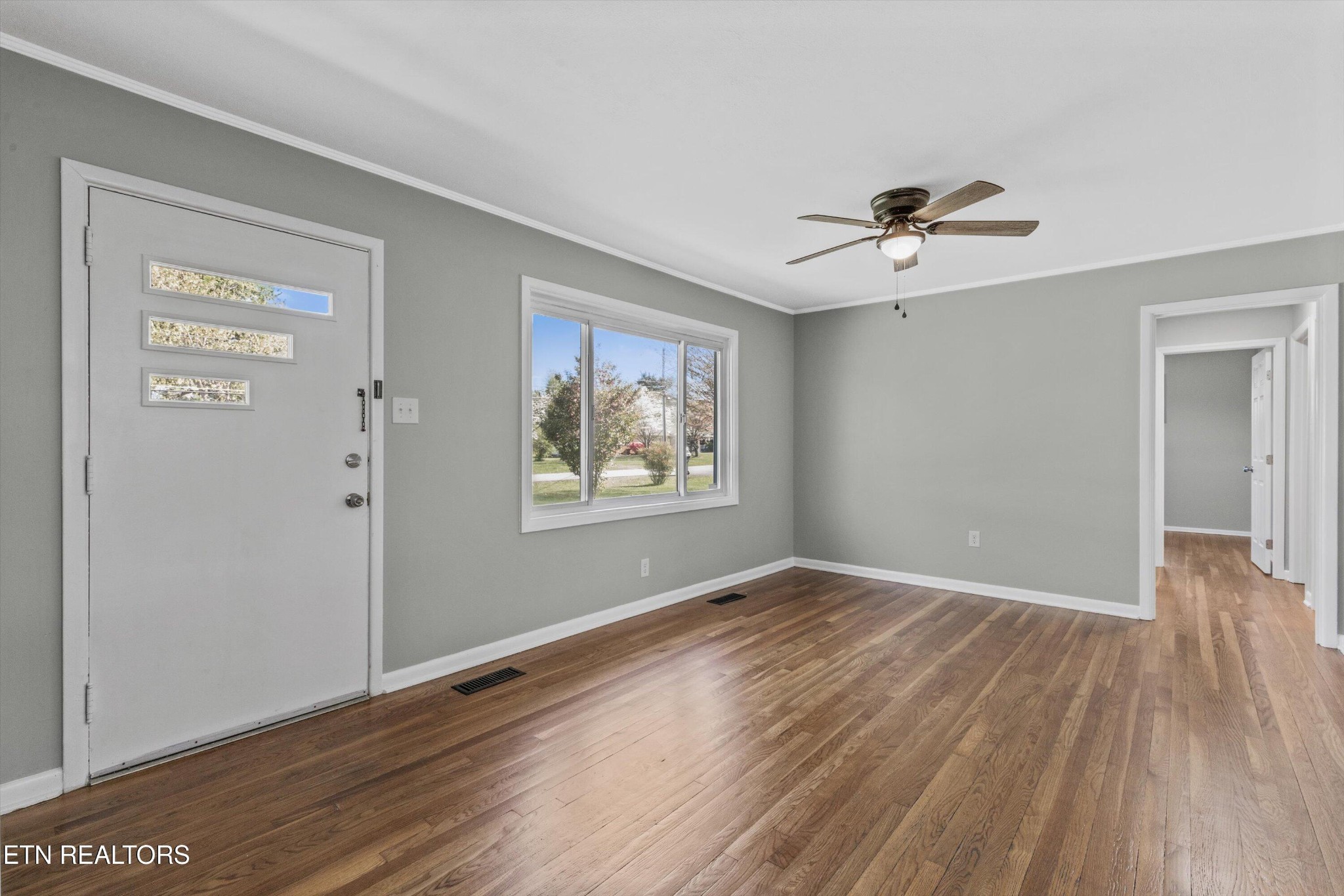 4300 Strolling Road Northwest Knoxville, TN 37912 - Photo 8 of 26 Gallery Image 8