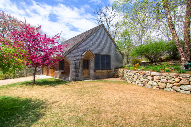 19 North Tabor Farm Road Chilmark, MA 02535 - Photo 16 of 24 Gallery Image 16
