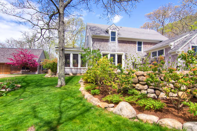 19 North Tabor Farm Road Chilmark, MA 02535 - Photo 3 of 24 Gallery Image 3