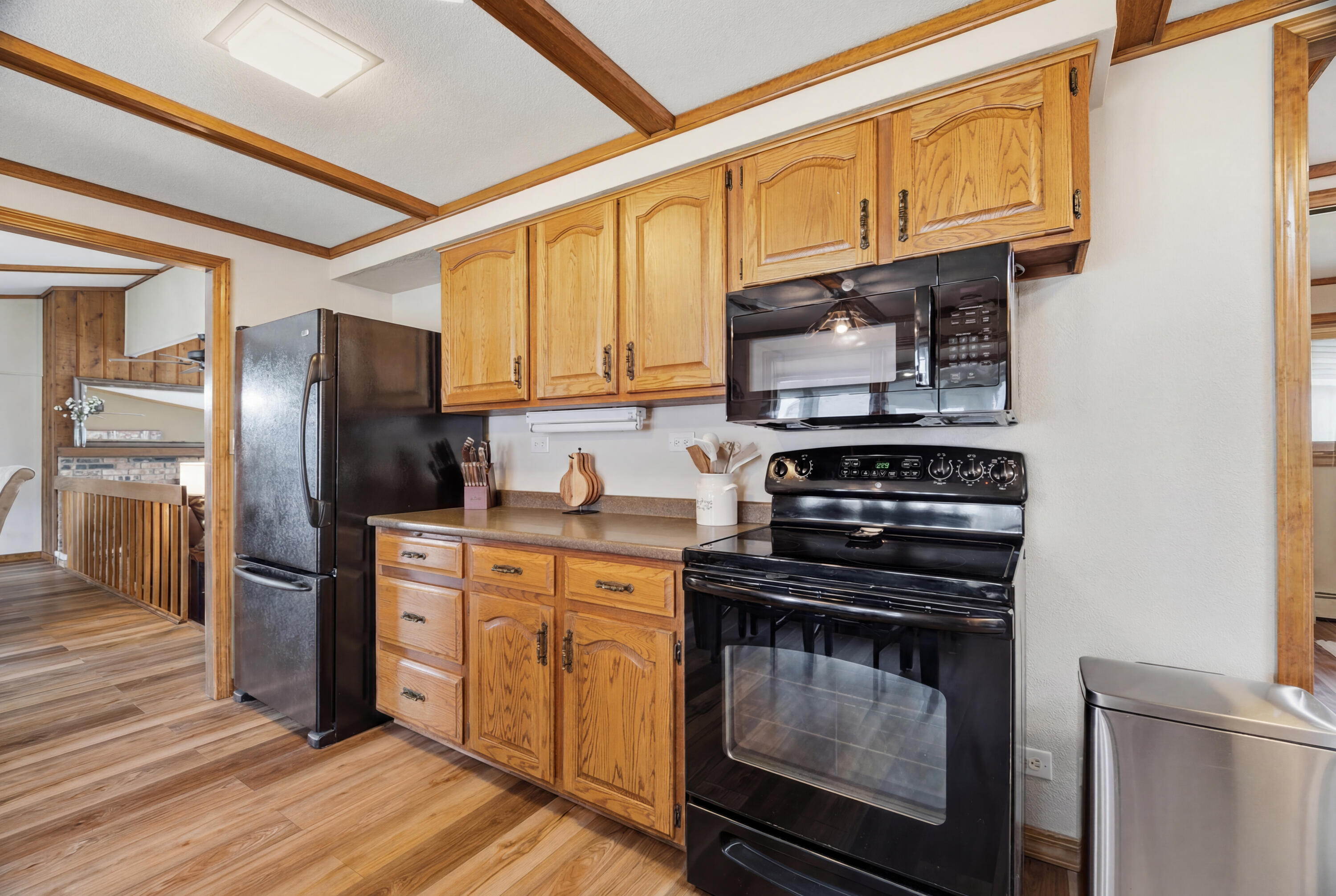 6121 Black Wolf Point Road Black Wolf, WI 54902 - Photo 16 of 85 Kitchen