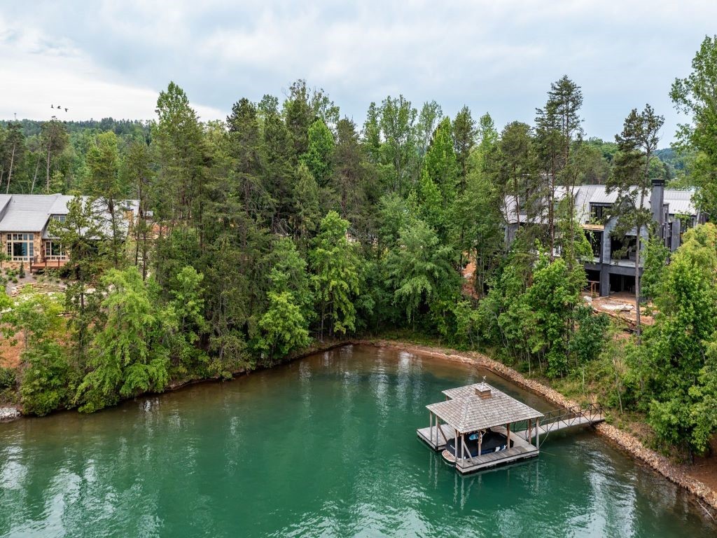 426 Peninsula Ridge Sunset, SC 29685 - Photo 6 of 8