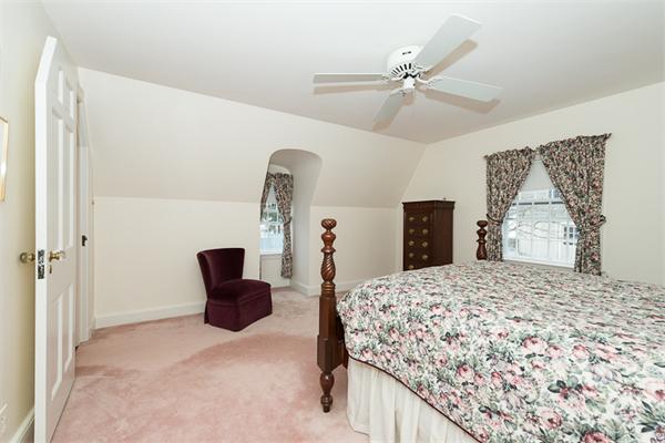 2 Morton Road Arlington, MA 02476 - Photo 20 of 30 Gallery Image 20