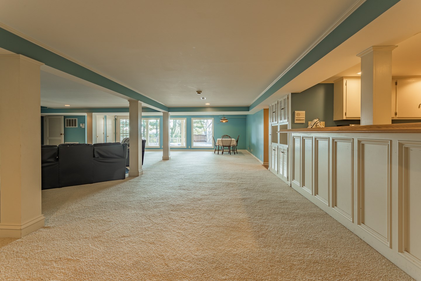 5901 Newburgh Road Evansville, IN 47715 - Photo 18 of 36 Gallery Image 18