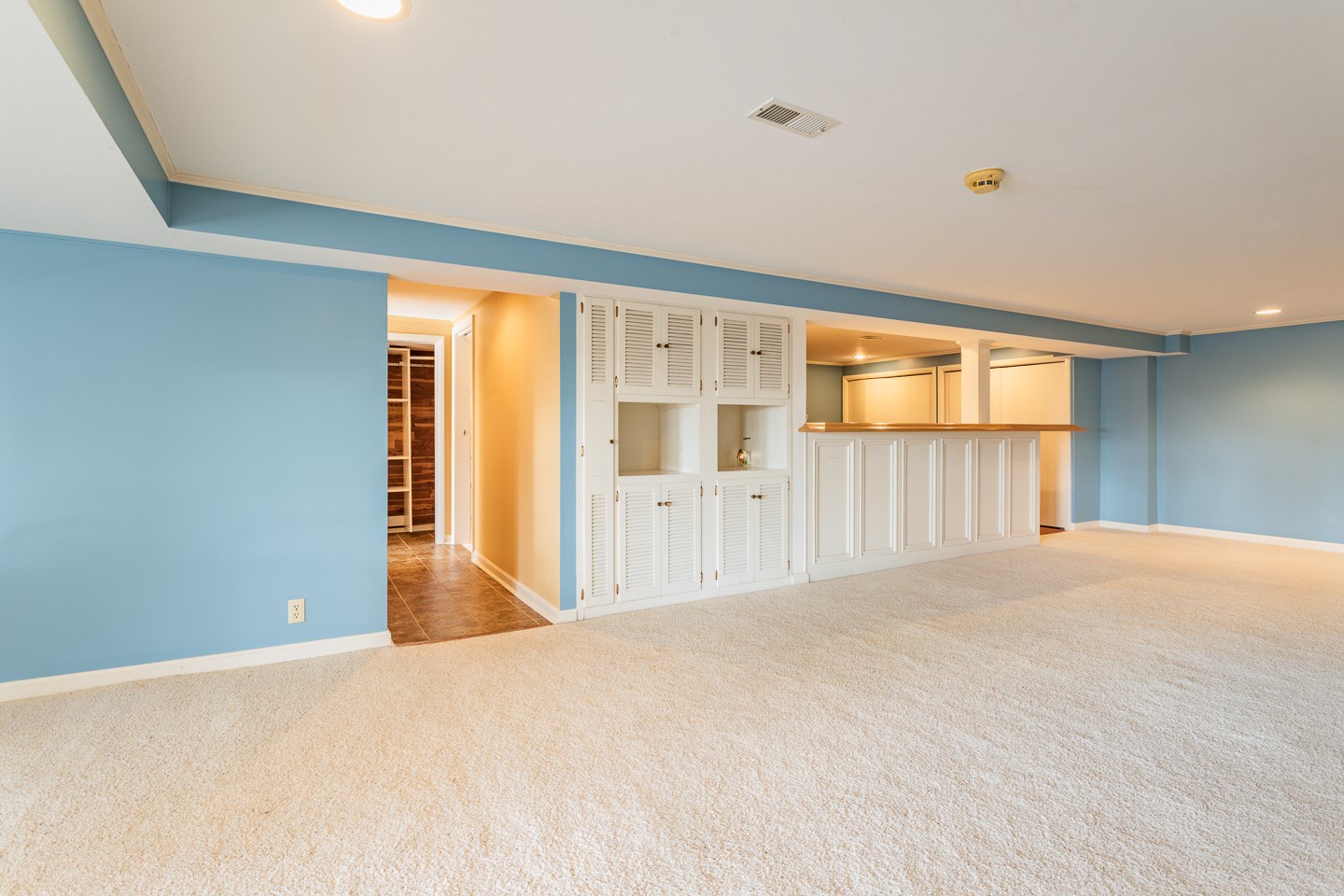 5901 Newburgh Road Evansville, IN 47715 - Photo 19 of 36 Gallery Image 19