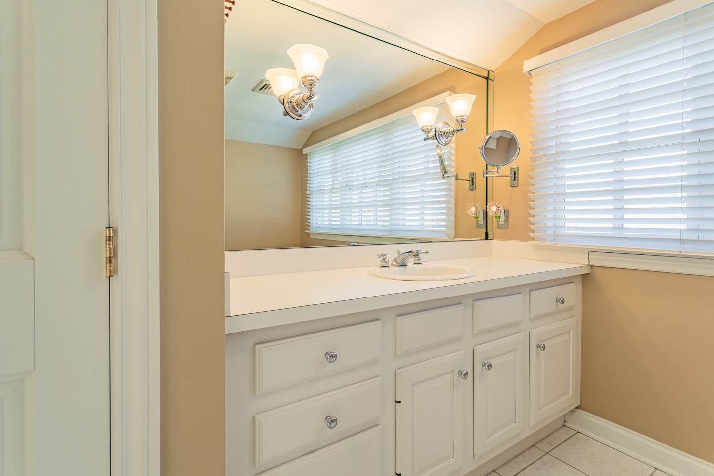 5901 Newburgh Road Evansville, IN 47715 - Photo 28 of 36 Gallery Image 28