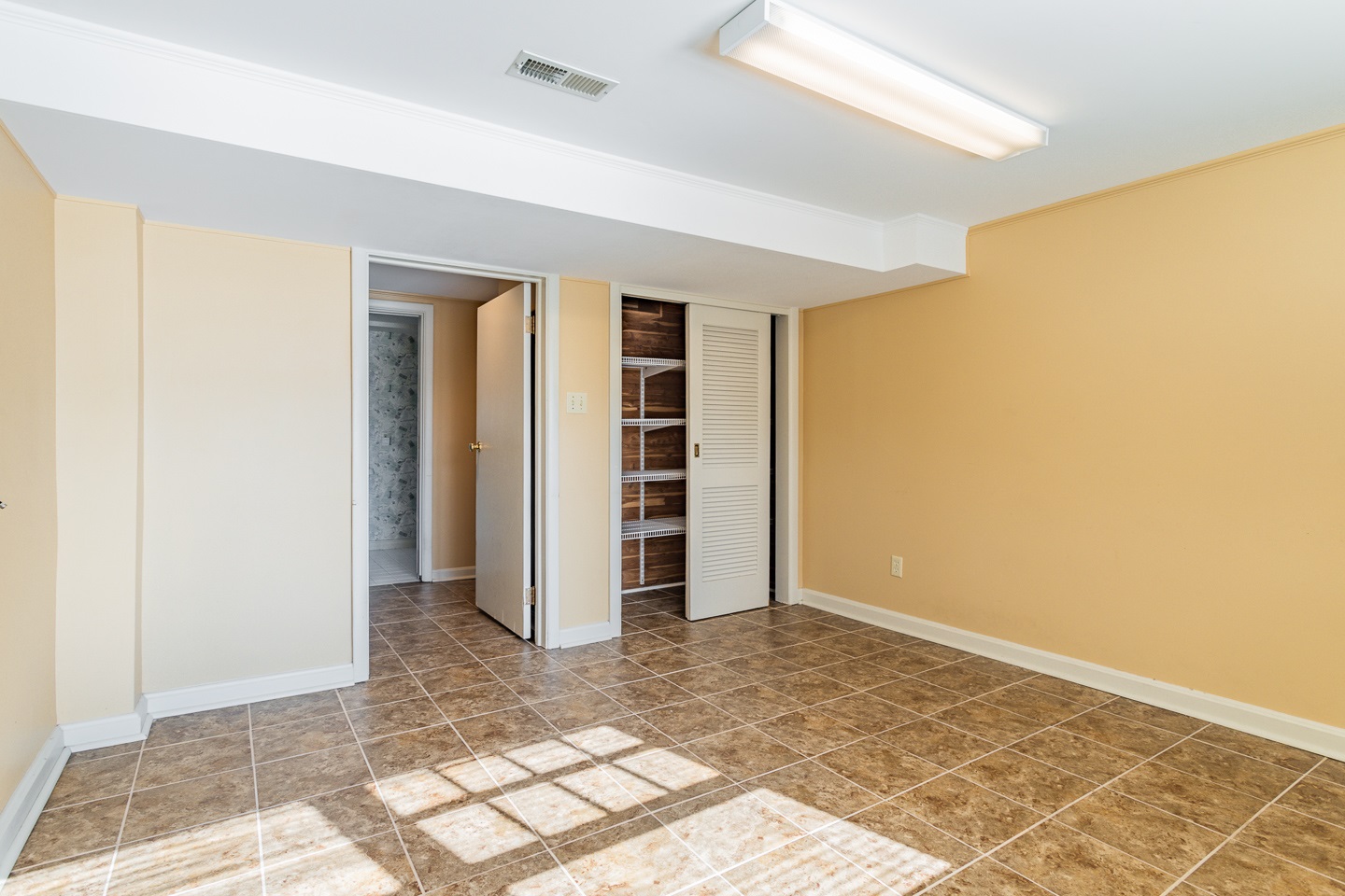 5901 Newburgh Road Evansville, IN 47715 - Photo 30 of 36 Gallery Image 30