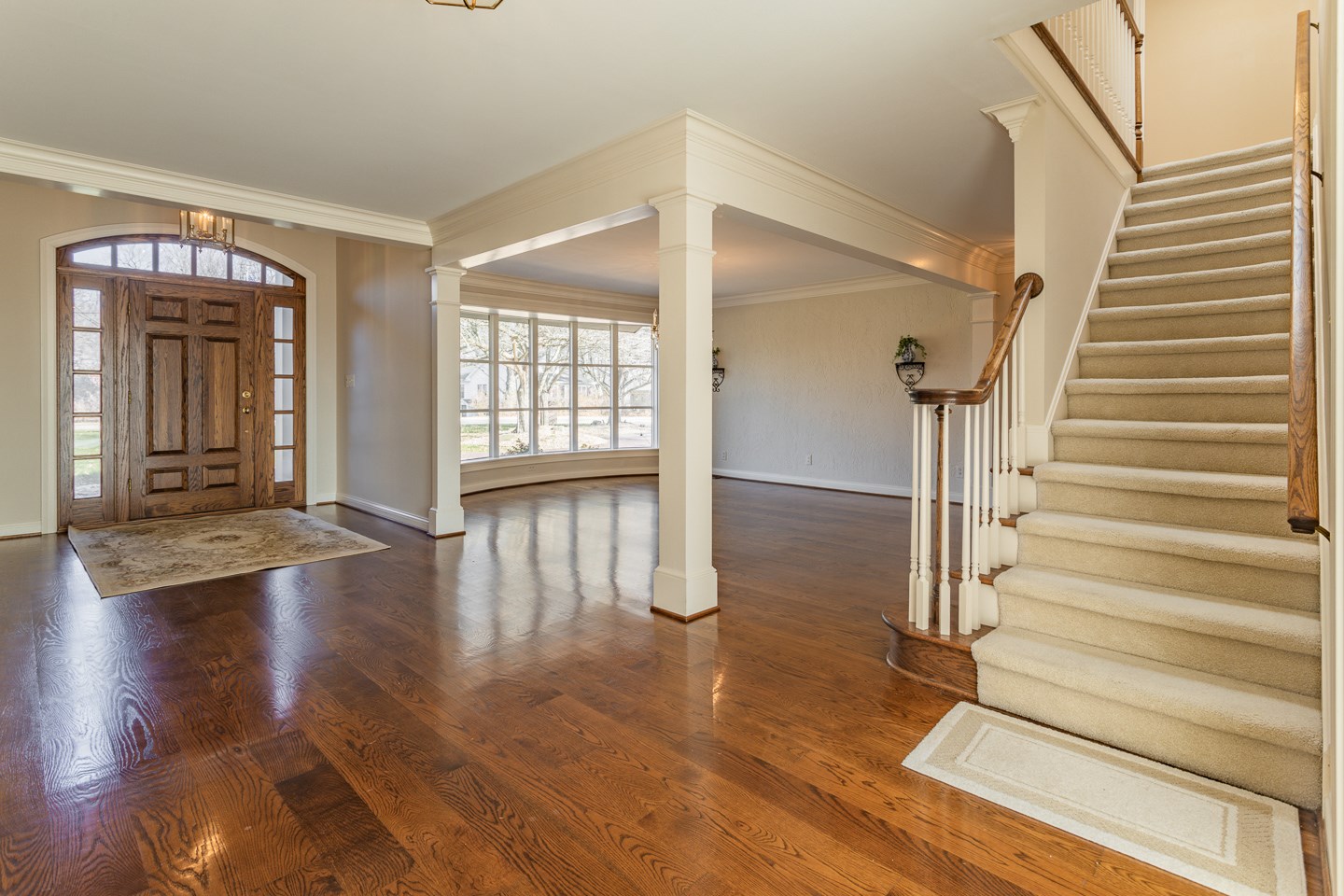 5901 Newburgh Road Evansville, IN 47715 - Photo 4 of 36 Gallery Image 4