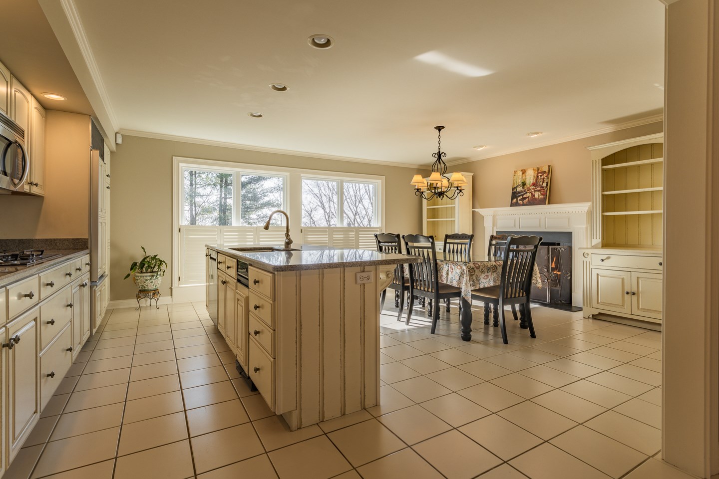 5901 Newburgh Road Evansville, IN 47715 - Photo 8 of 36 Gallery Image 8