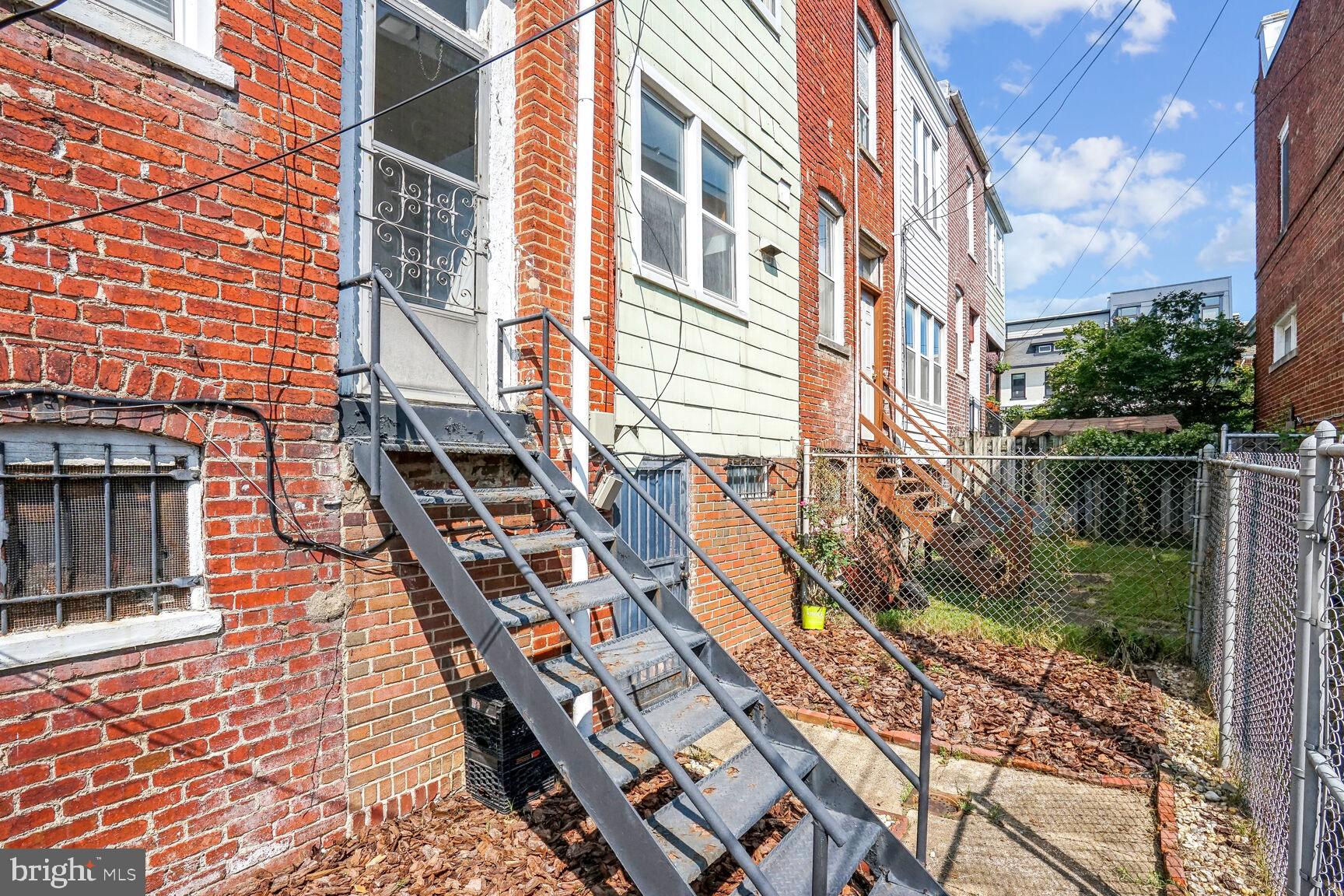 1711 2nd Street Northeast Washington, DC 20002 - Photo 24 of 26