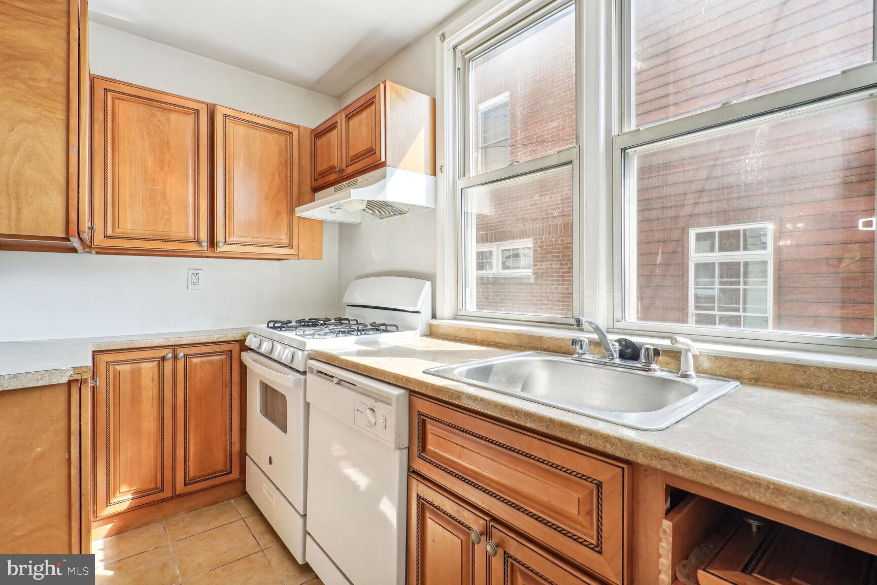 1711 2nd Street Northeast Washington, DC 20002 - Photo 6 of 26