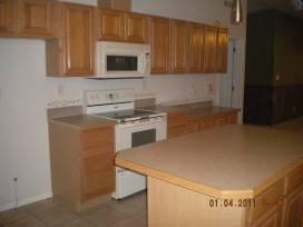1048 East Maddock Road Phoenix, AZ 85086 - Photo 3 of 8 Kitchen