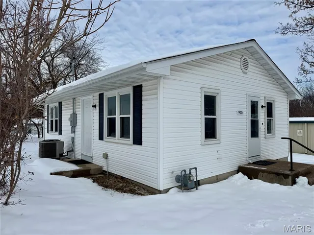$125,000 | 905 William Street, Bowling Green, MO 63334