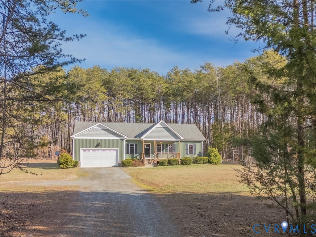 2806 Perkinsville Road Maidens, VA 23102 - Photo 1 of 38 a view of a house with outdoor space and sitting area