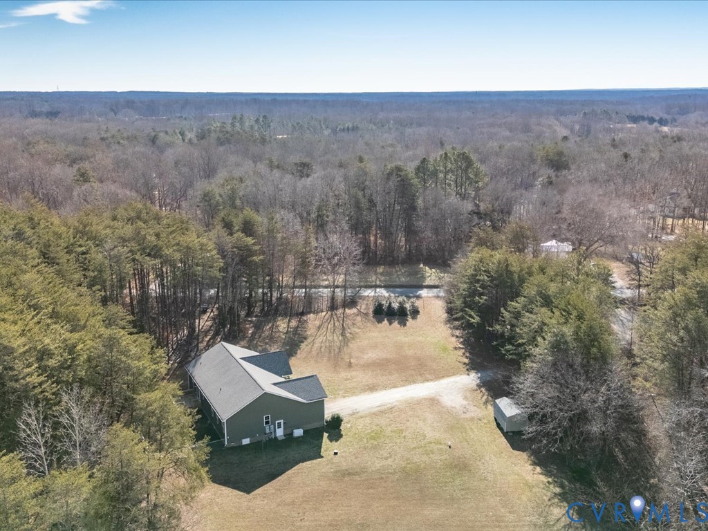 2806 Perkinsville Road Maidens, VA 23102 - Photo 34 of 38 a view of a outdoor space with mountain view