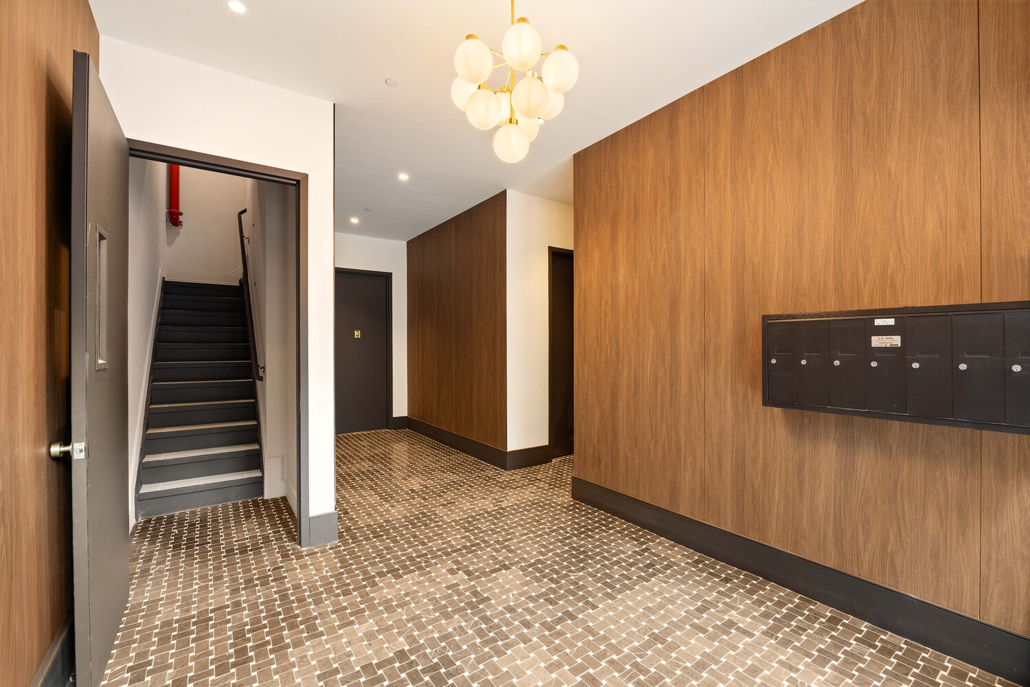 269 Bainbridge Street, Unit 3A Brooklyn, NY 11233 - Photo 7 of 8