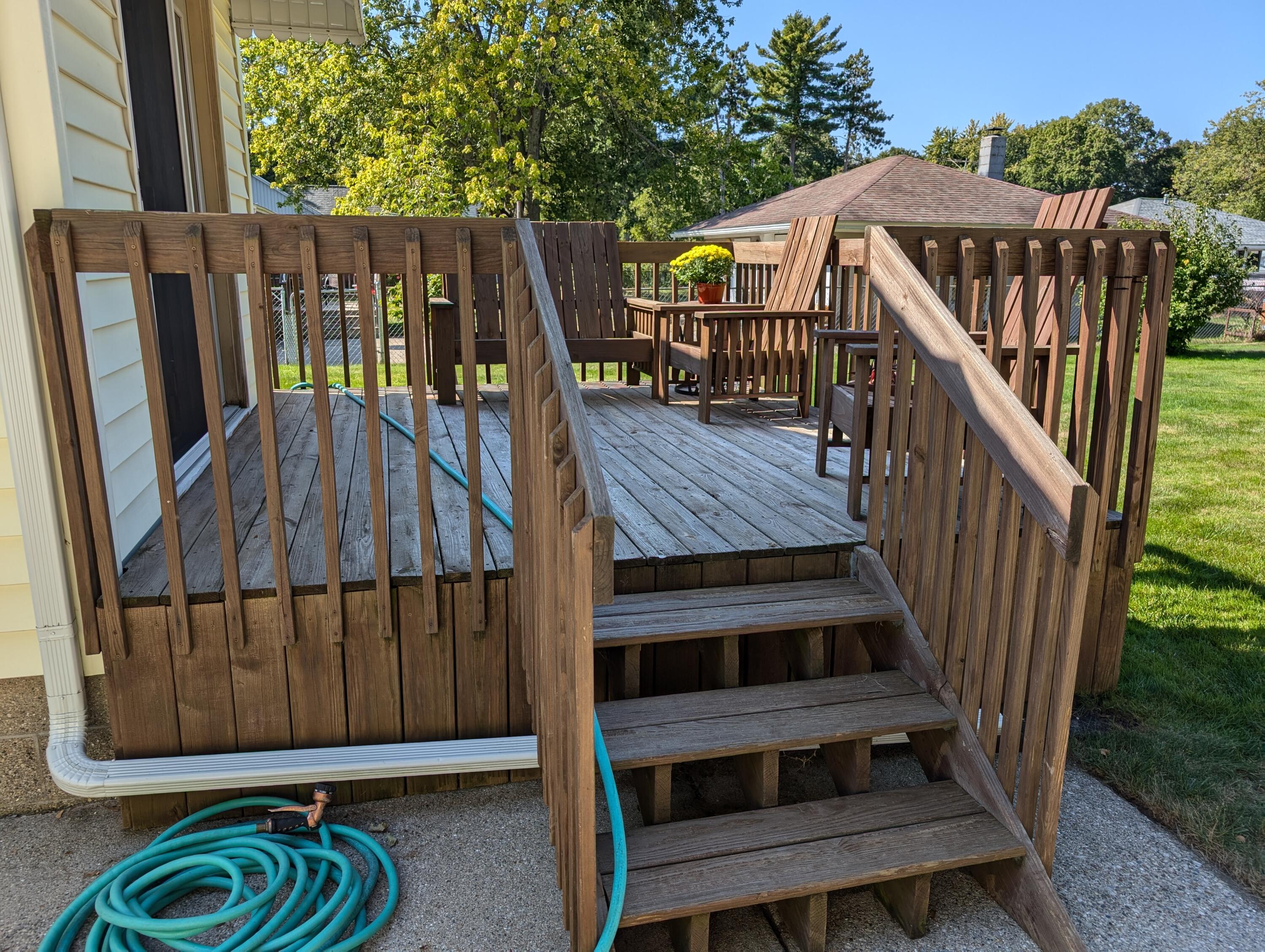 1872 Shettler Road Muskegon, MI 49444 - Photo 15 of 26 deck