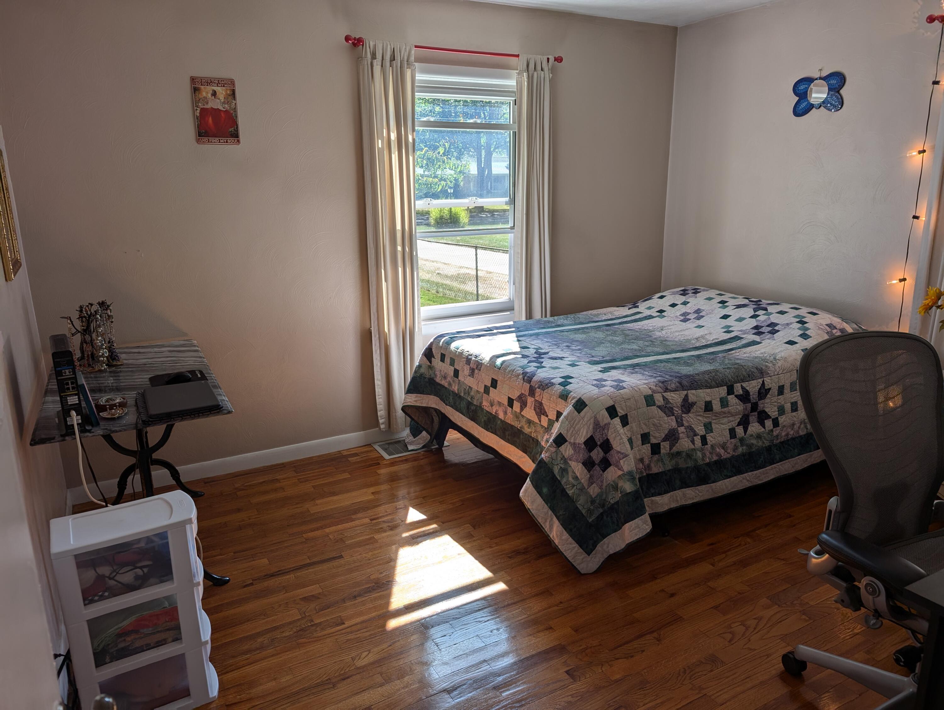 1872 Shettler Road Muskegon, MI 49444 - Photo 18 of 26 bed1