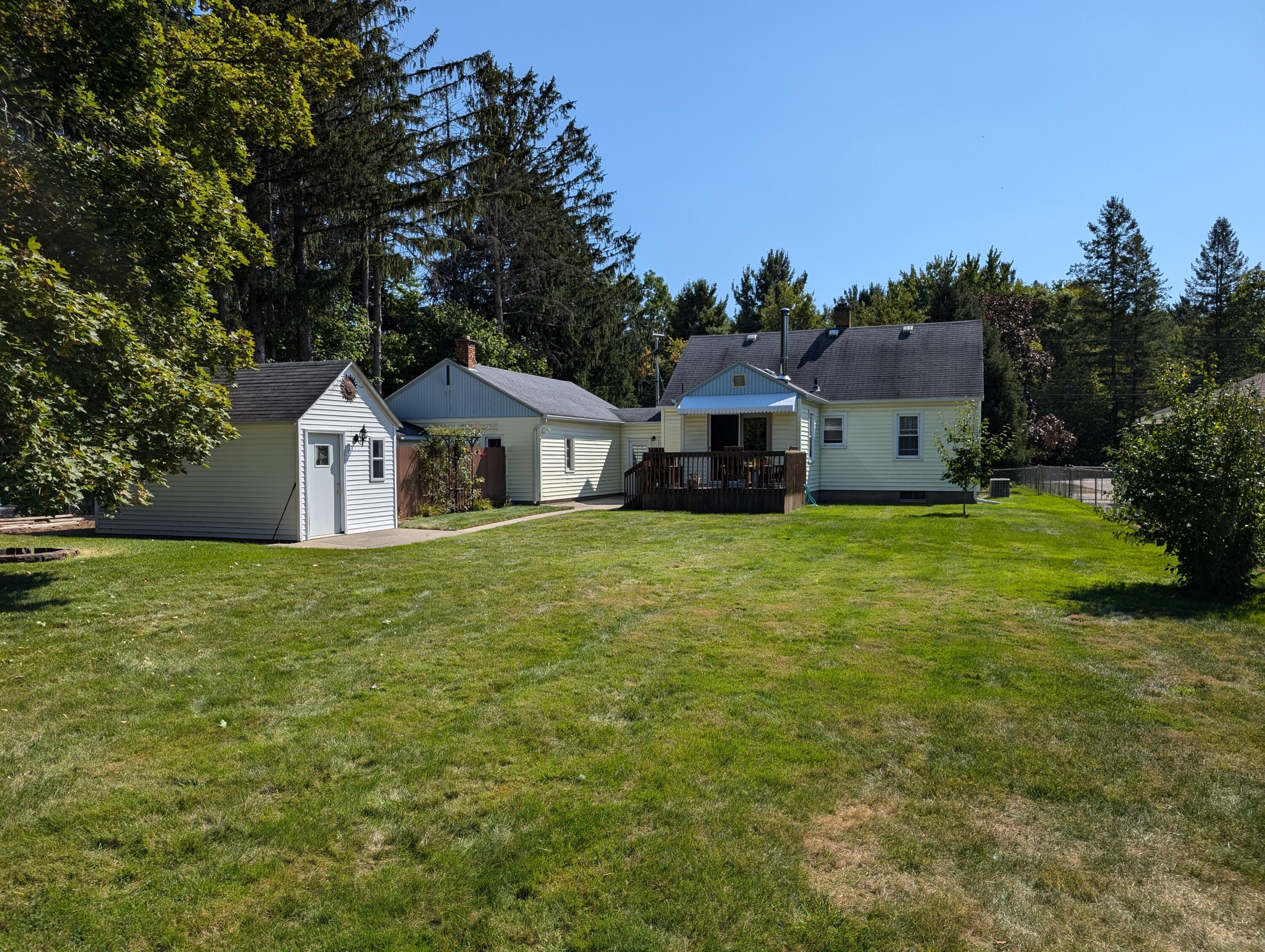 1872 Shettler Road Muskegon, MI 49444 - Photo 2 of 26 PXL_20240918_185216689