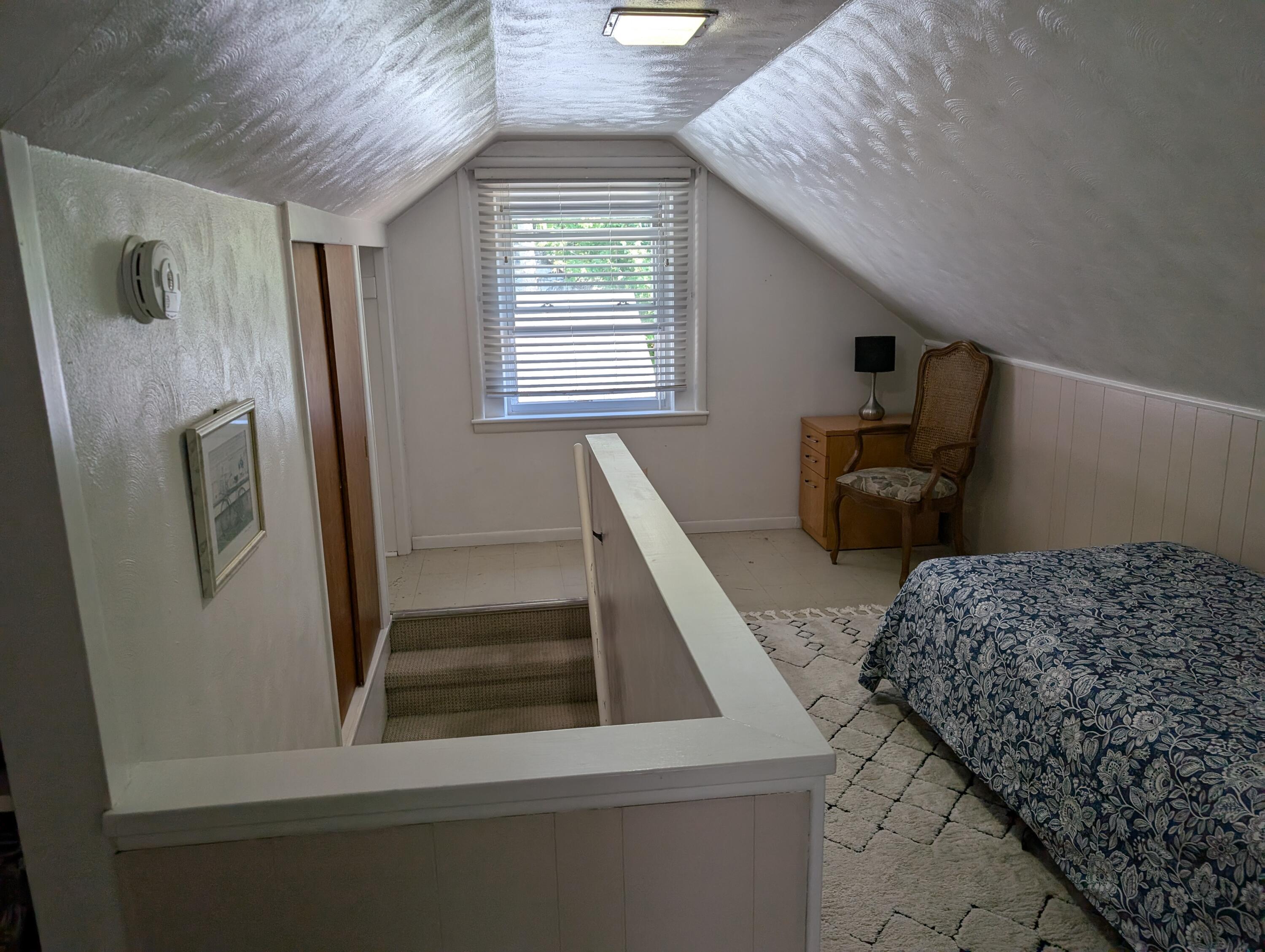 1872 Shettler Road Muskegon, MI 49444 - Photo 22 of 26 Upstairs entrance