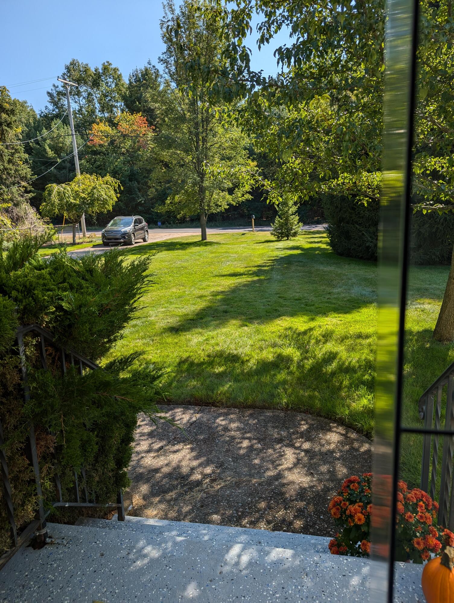 1872 Shettler Road Muskegon, MI 49444 - Photo 4 of 26 front yard