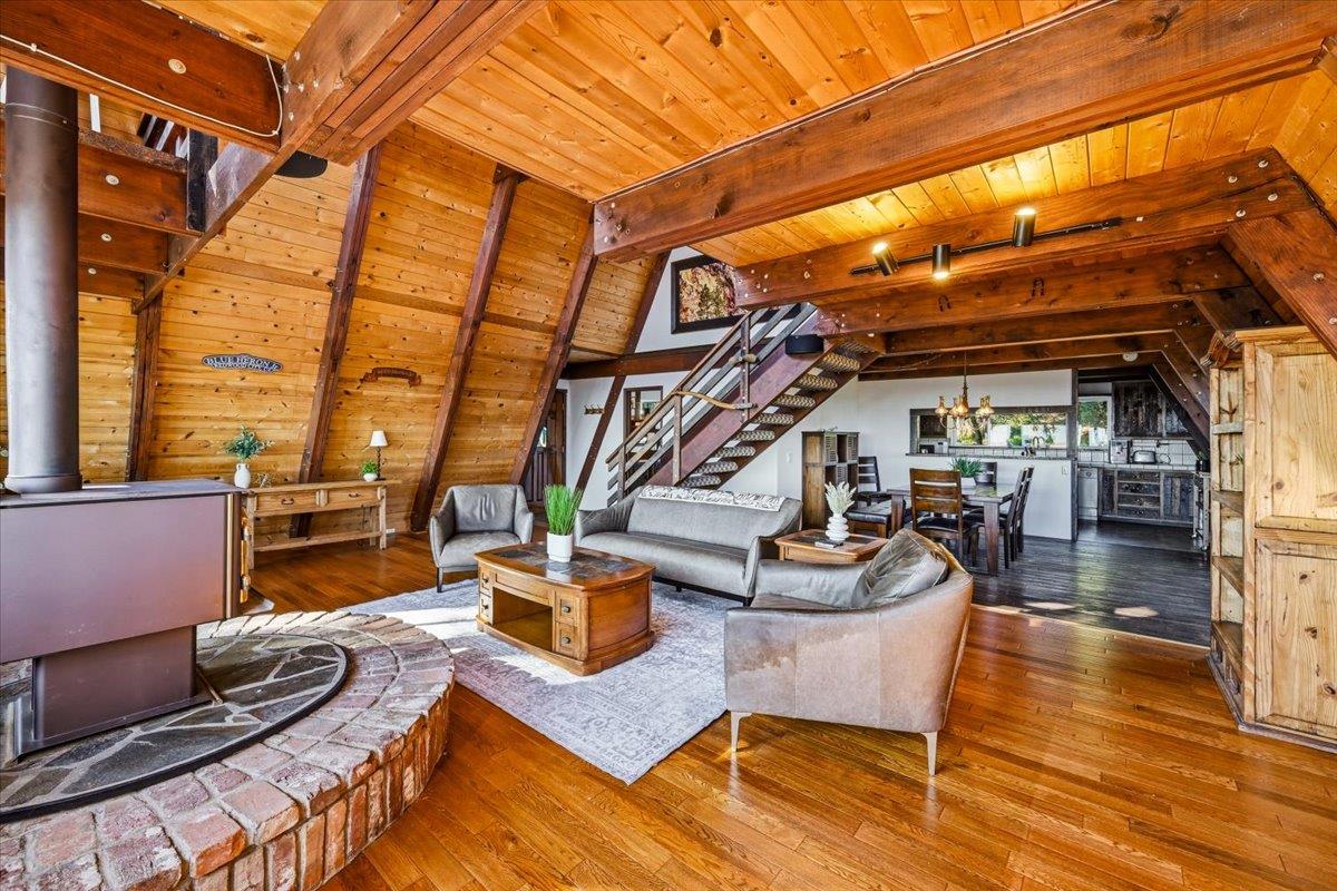 19235 Bumpy Road Grass Valley, CA 95949 - Photo 5 of 60