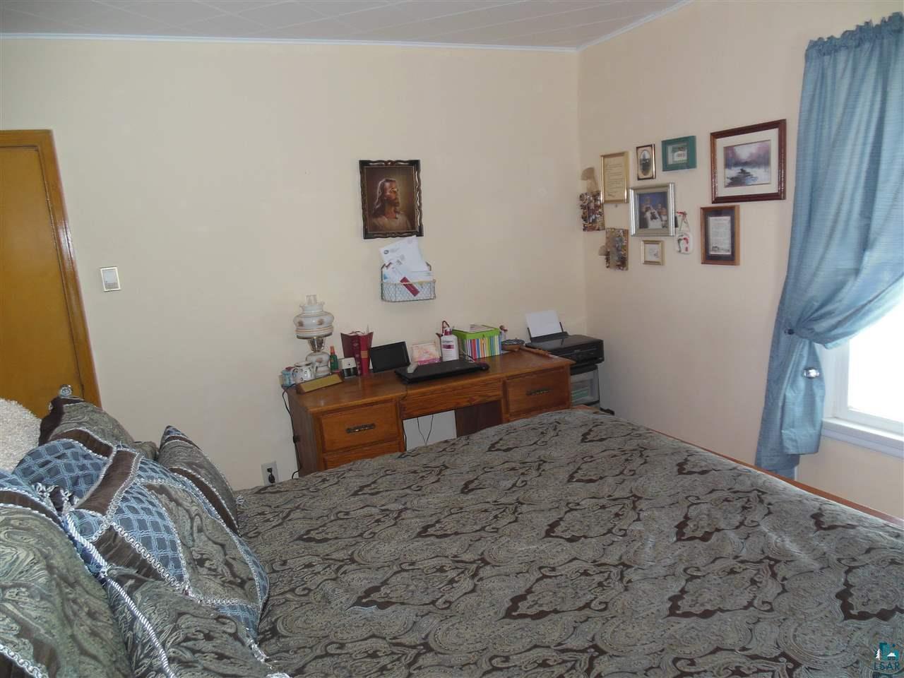 585 Center Road Wright, MN 55798 - Photo 13 of 24 Small office space incorporated into the Master Bedroom