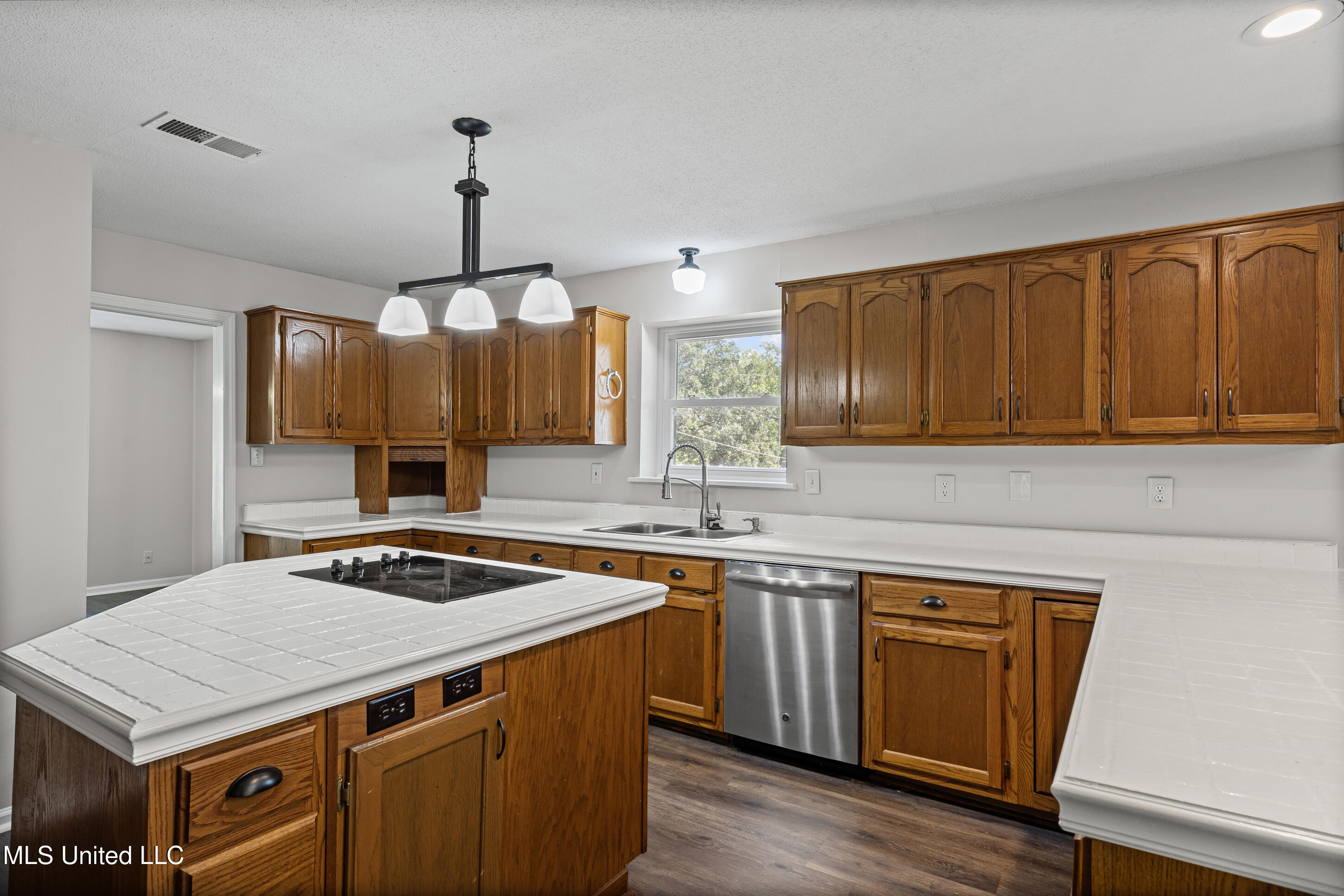 8803 Howling Fox Cove Hernando, MS 38632 - Photo 12 of 45 11__dsc1014