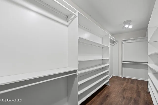 $359,900 | 8803 Howling Fox Cove, Hernando, MS 38632