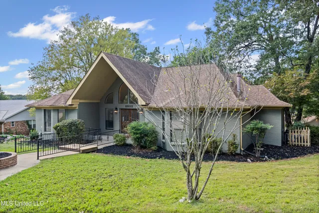$359,900 | 8803 Howling Fox Cove, Hernando, MS 38632