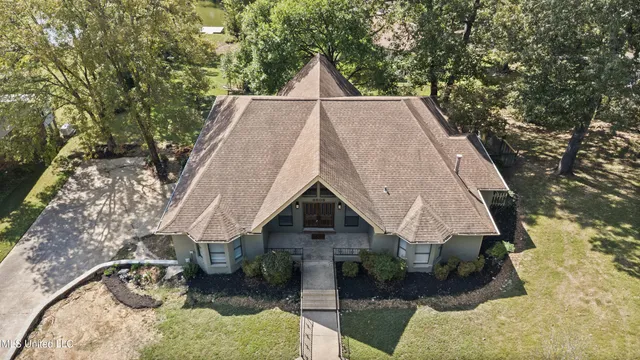 $359,900 | 8803 Howling Fox Cove, Hernando, MS 38632