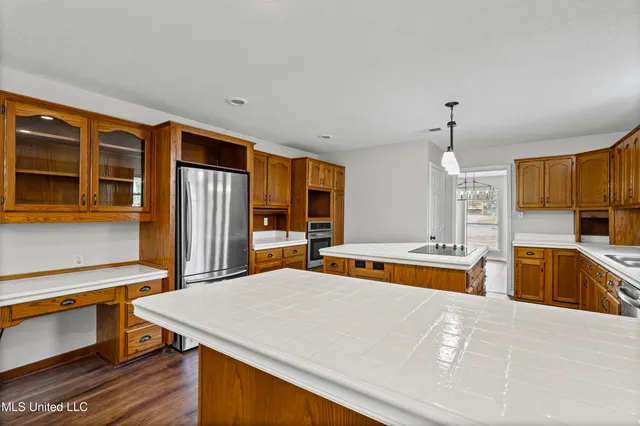 $359,900 | 8803 Howling Fox Cove, Hernando, MS 38632